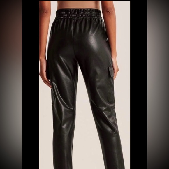 Abercrombie vegan faux leather joggers - Picture 6 of 9